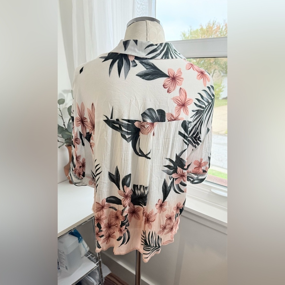 Pol Button Button Down Shirt - Nwot - image 2